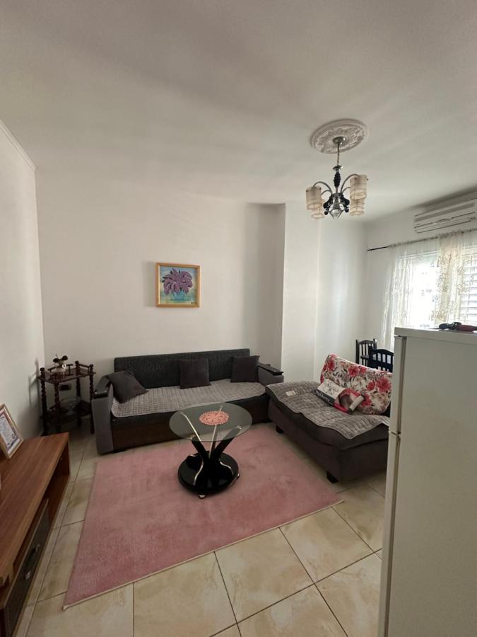 Sleepin Shkoder II Lägenhet Exteriör bild